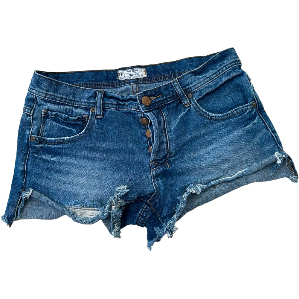 Free People SZ 27 ready2 wear short shorts distressed denim FLY button up